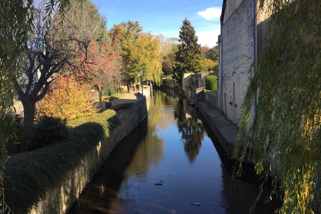 A walk along the banks of the river Aure