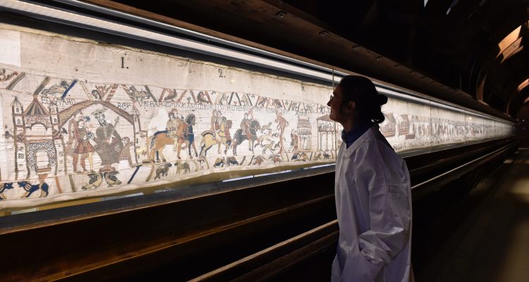 Bayeux Tapestry conservation