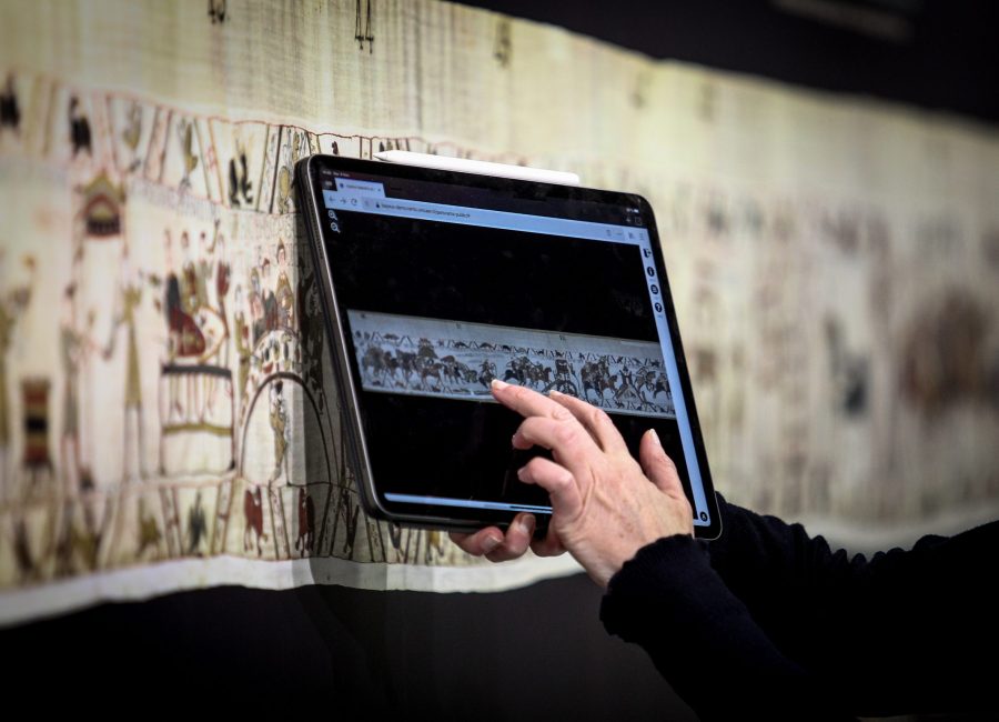 bayeux tapestry scene by scene online